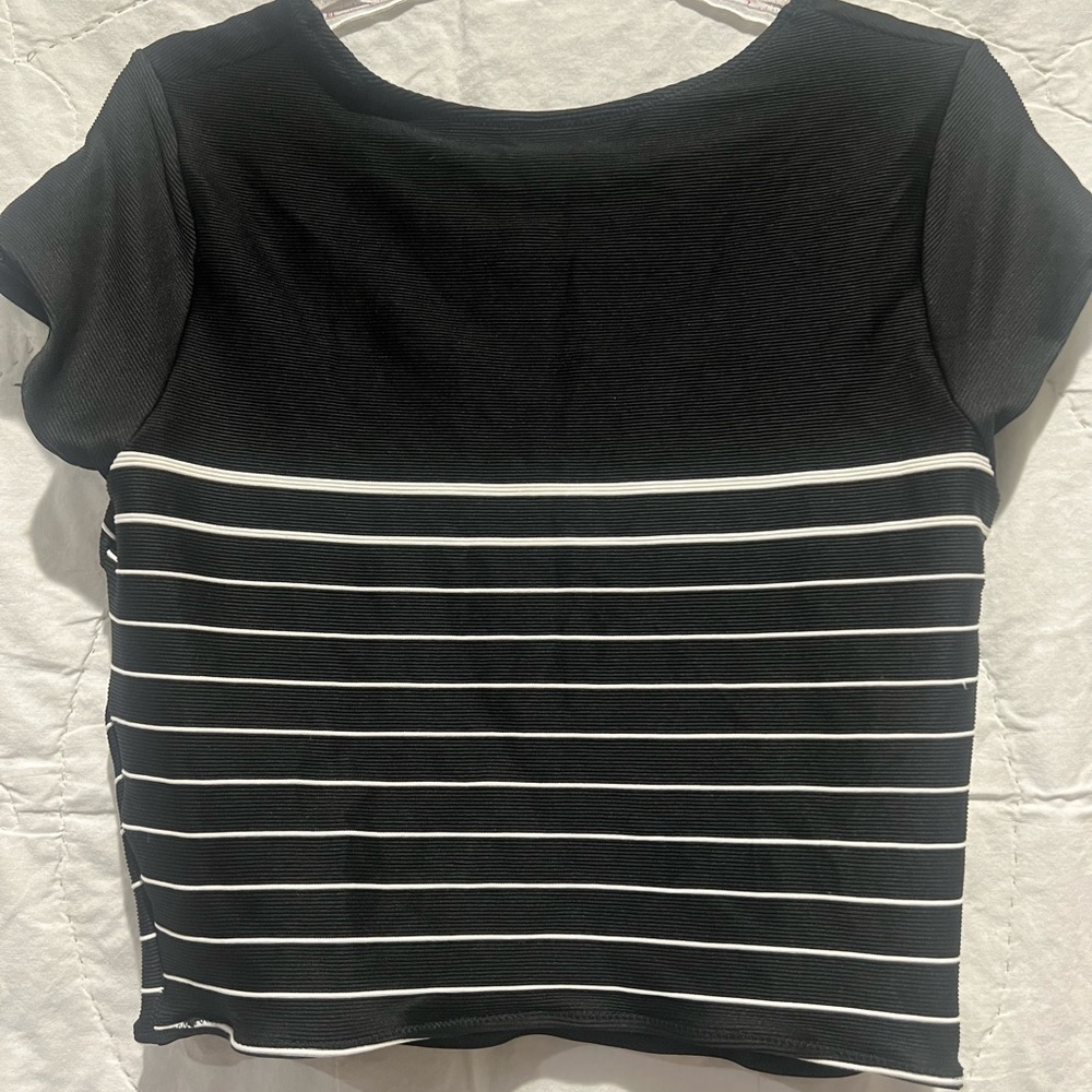 Vitamin A Deia Crop Black and White Striped Bikini Top - Sz L - Picture 6 of 8